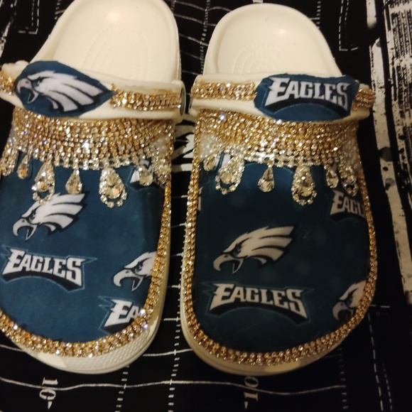 Custom Eagle Crocs - Picture 4 of 6